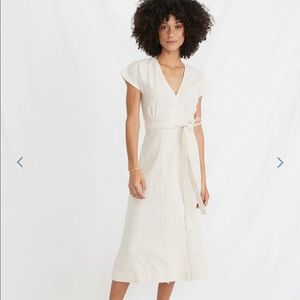 Marine Layer Maddie Wrap Dress in Oatmeal/Peach Stripe size Medium